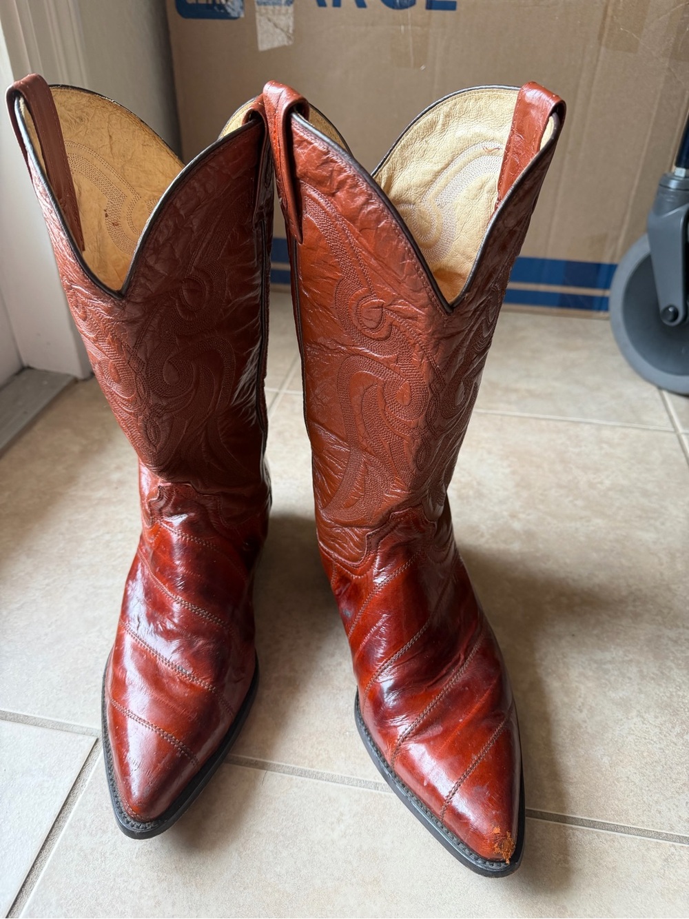 El General Men's Rustic Brown Leather Cowboy Boots